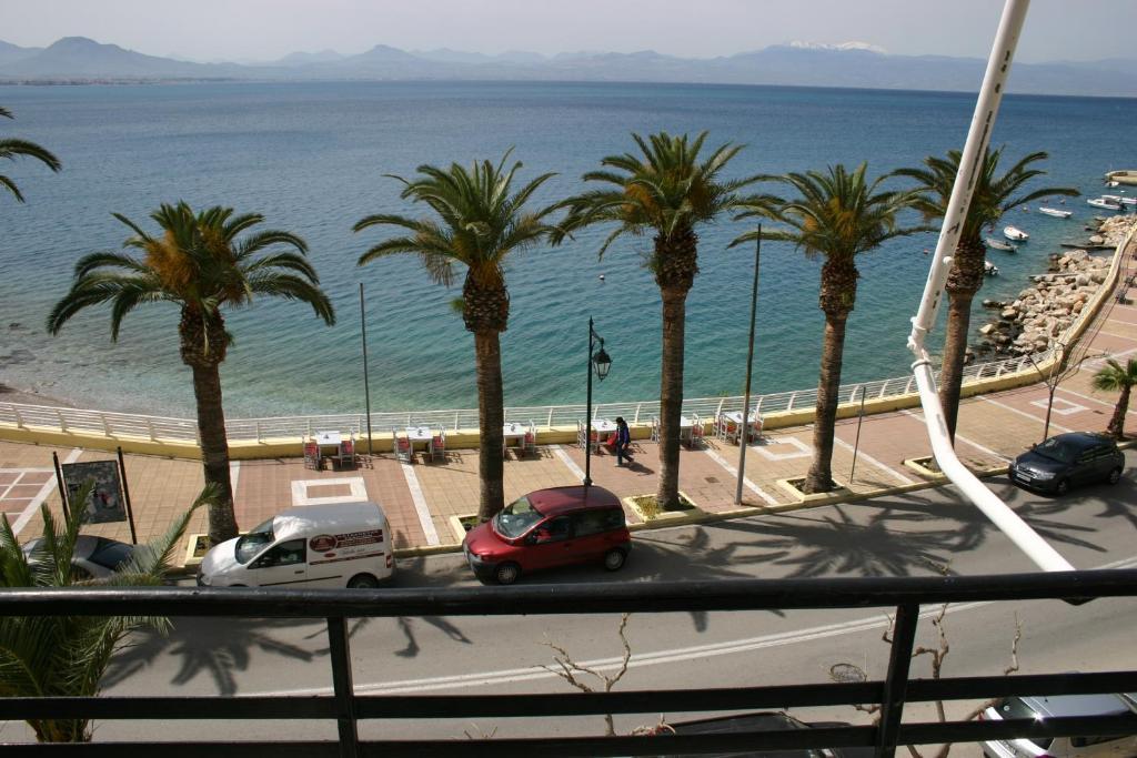 Petit Palais Hotel Loutráki Exteriör bild
